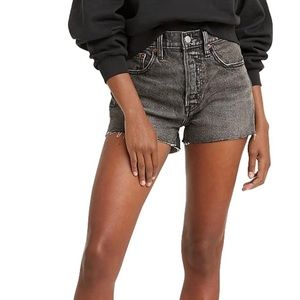 NWT Levi’s Women’s 501 Original Shorts size 29